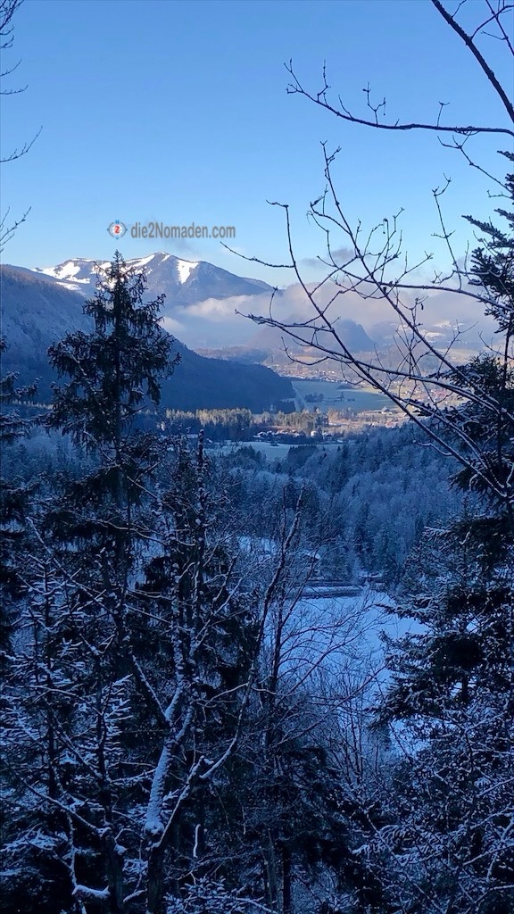 Ausblick ins Gebirge